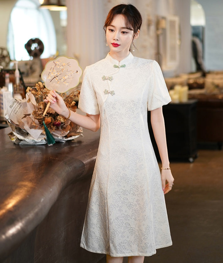 Off White Short-sleeved Cheongsam Lace Dress