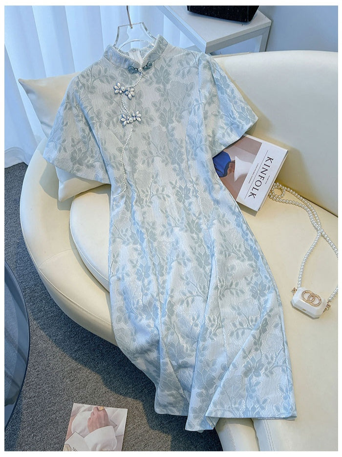 Vintage-Inspired Lace Cheongsam Dress
