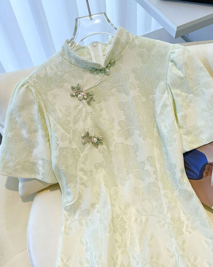 Vintage-Inspired Lace Cheongsam Dress