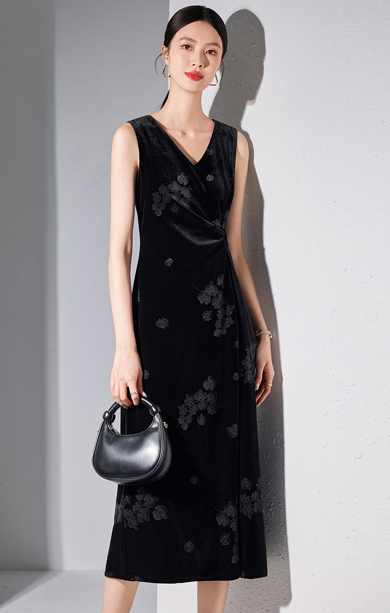 Black V-neck Sleeveless Mid-length Dress