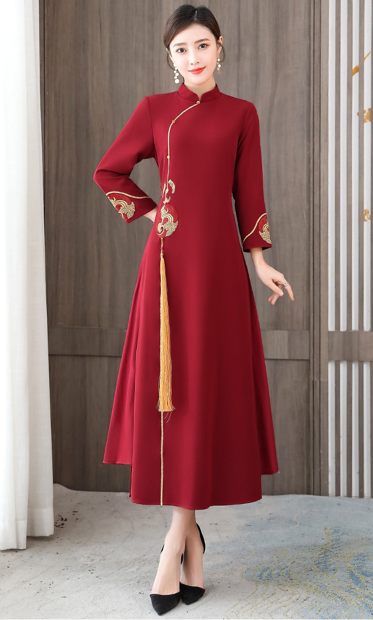 Long-Sleeve Cheongsam Dress with Tassel