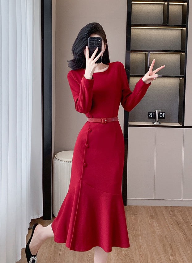 Red Long-sleeve Fishtail Dress