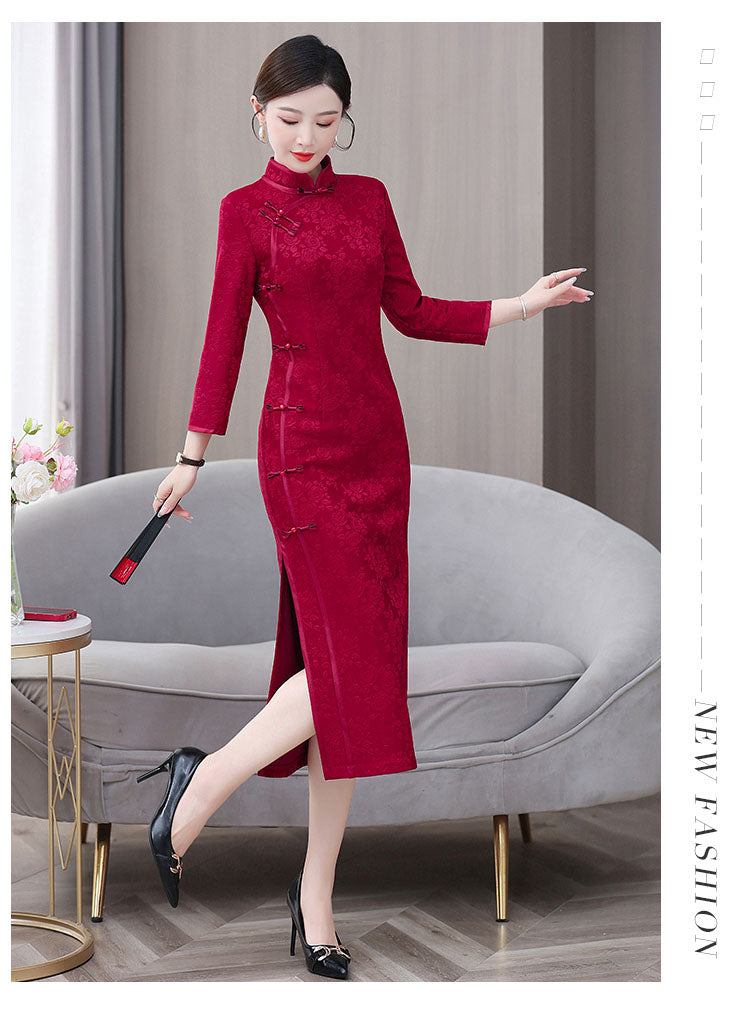 Retro Long Sleeves Red Cheongsam Banquet Dress