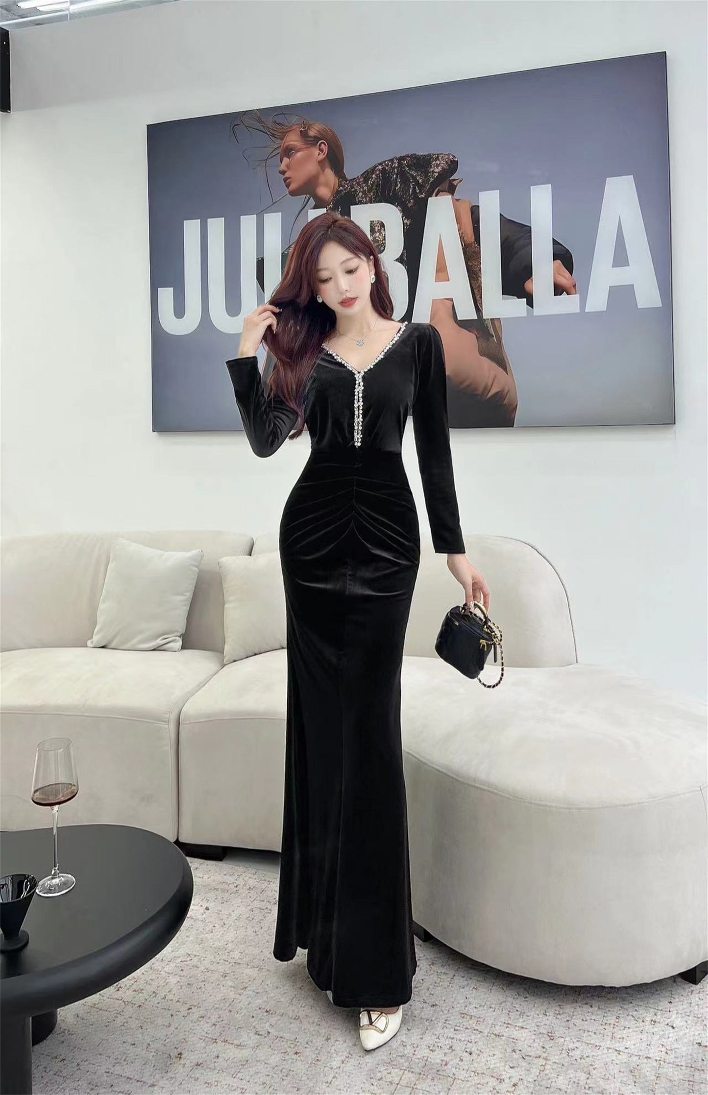 Gold Velvet Long-sleeved Decorated Dress