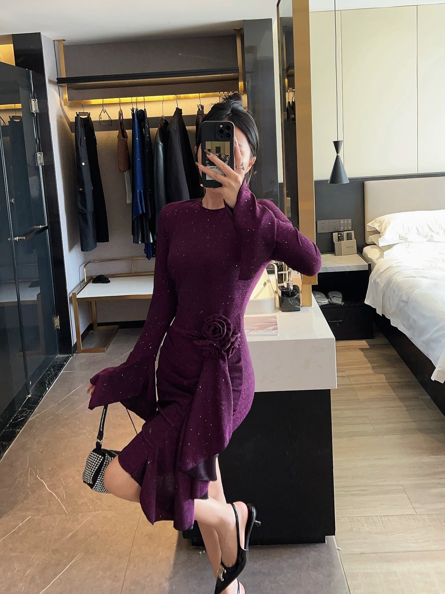 Shiny Pleated Long-sleeve Evening Dress