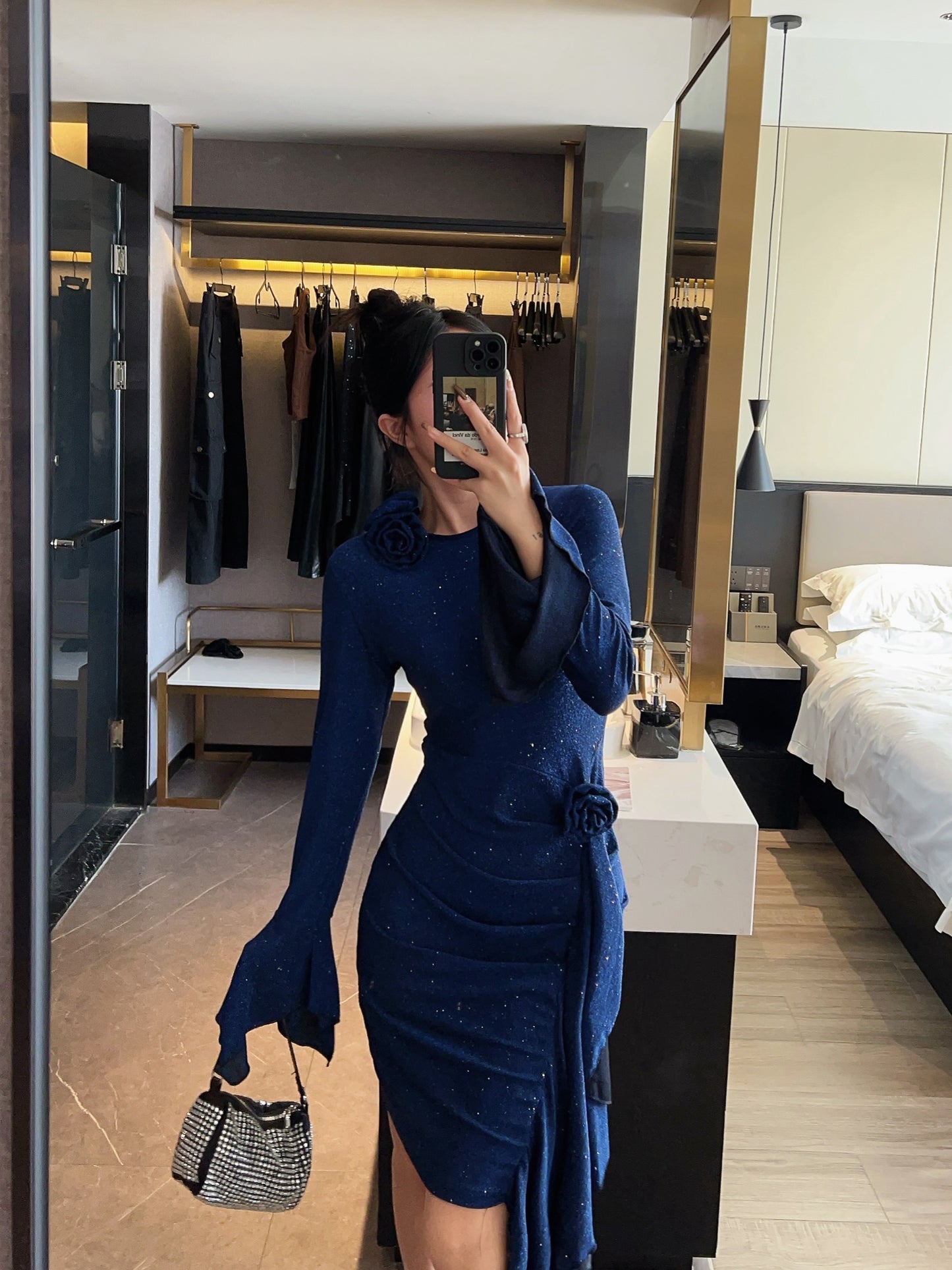 Shiny Pleated Long-sleeve Evening Dress