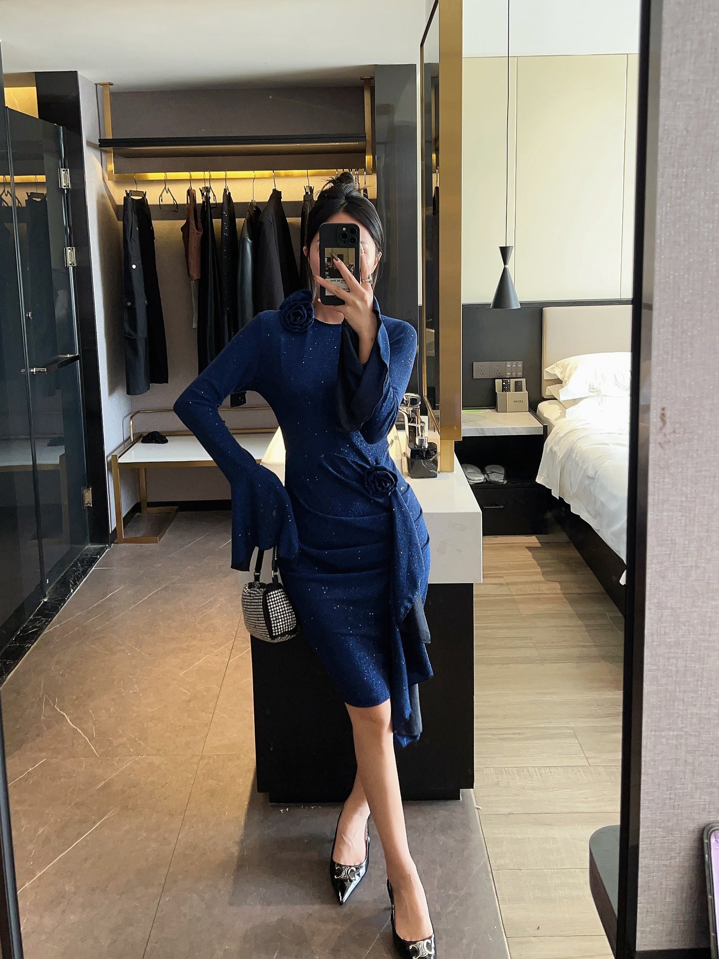 Shiny Pleated Long-sleeve Evening Dress