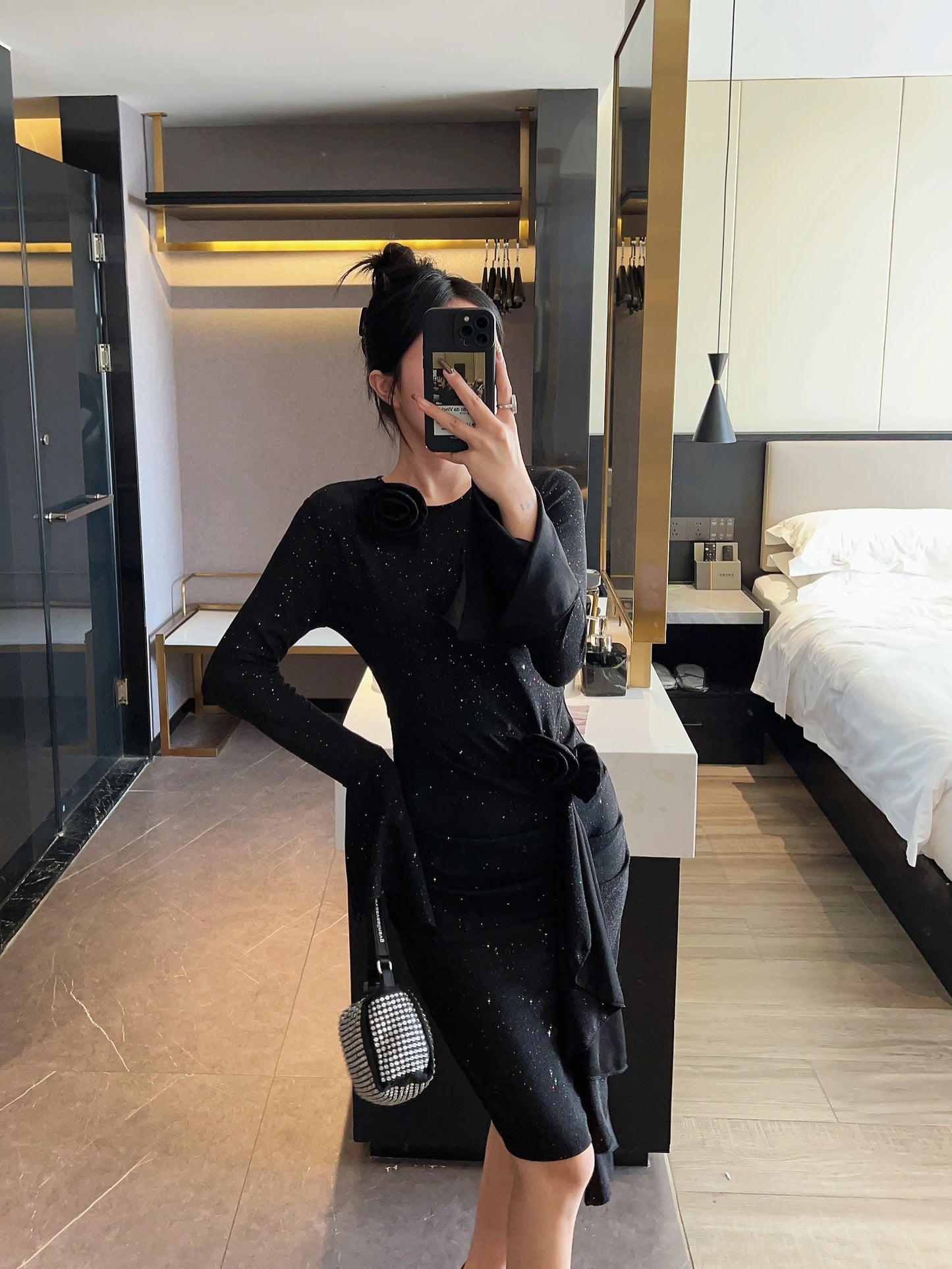 Shiny Pleated Long-sleeve Evening Dress