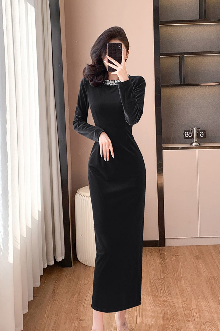 Hepburn Mid-length Velvet Elegant Dress