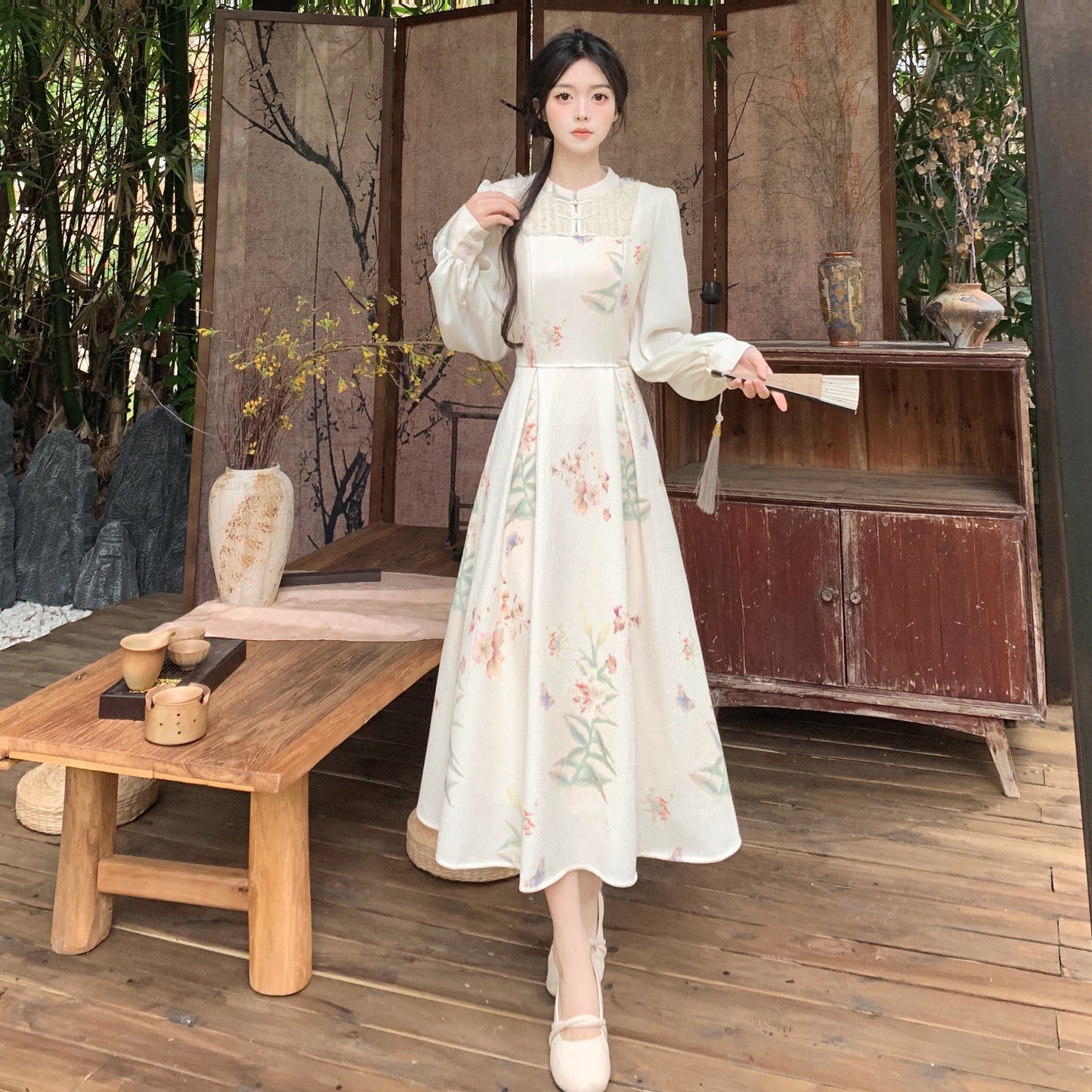 Floral Off White Mid length Cheongsam Dress