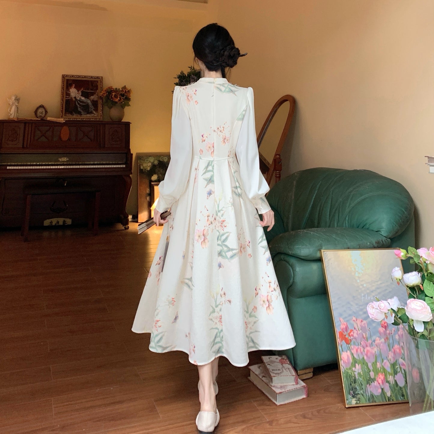Floral Off White Mid length Cheongsam Dress