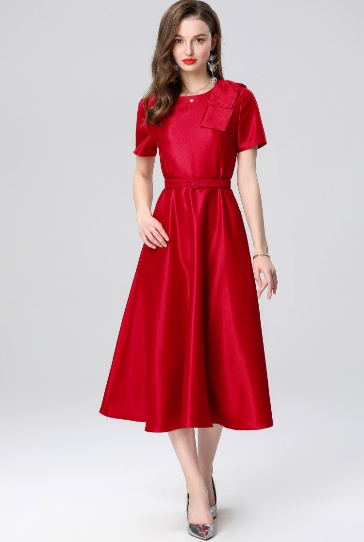 Red Shoulder Bow Elegant Mid-length Dress