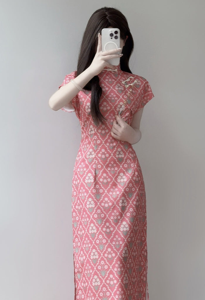 Pink Diamond-Patterned Cheongsam Dress