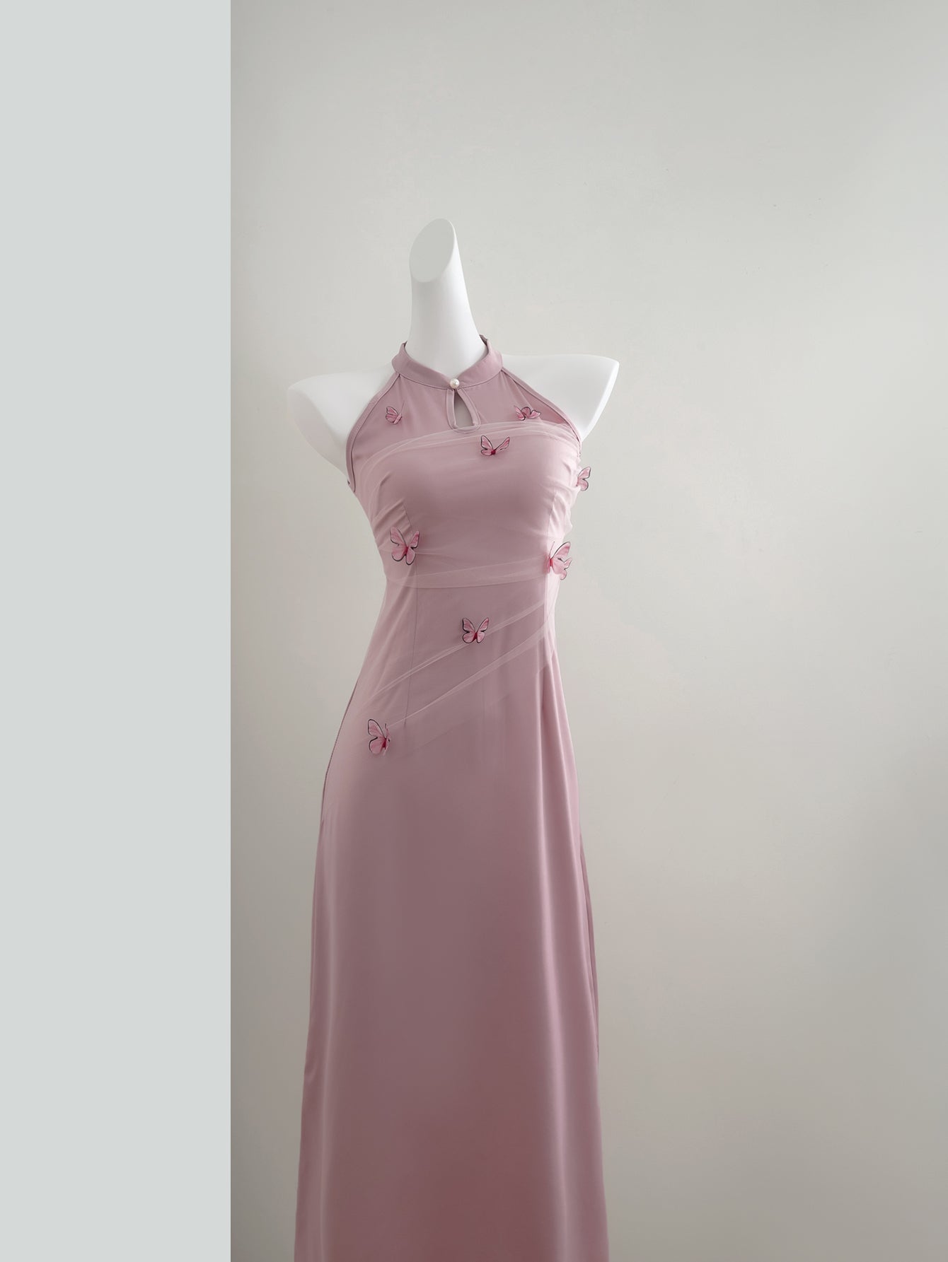 Light Pink Elegant Cheongsam