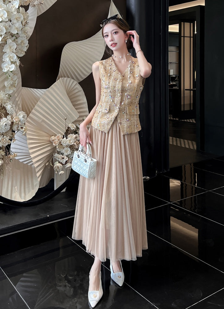 Beige Tweed Vest with Pleated Tulle Skirt