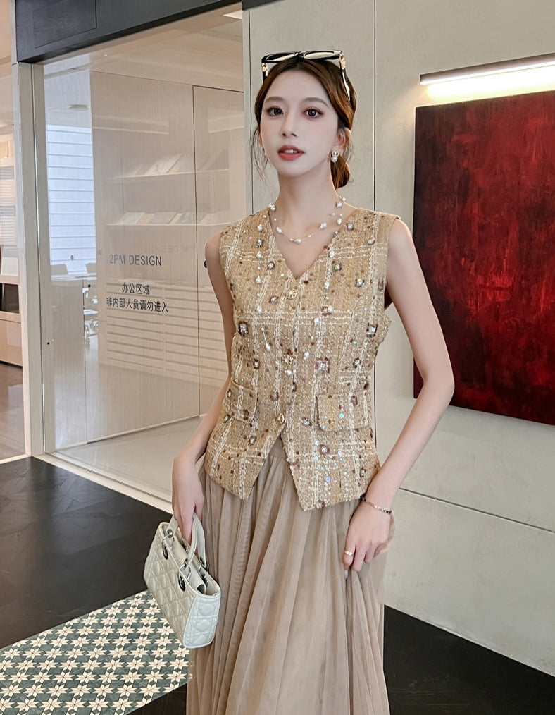 Beige Tweed Vest with Pleated Tulle Skirt