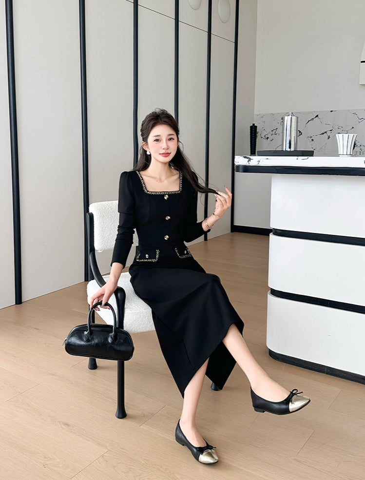 Vintage Inspired Slim-Fit Black Midi Dress