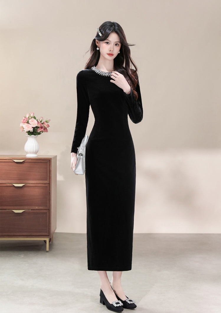 Elegant Jewel Neck Velvet Sheath Dress for Cocktail and Formal Events