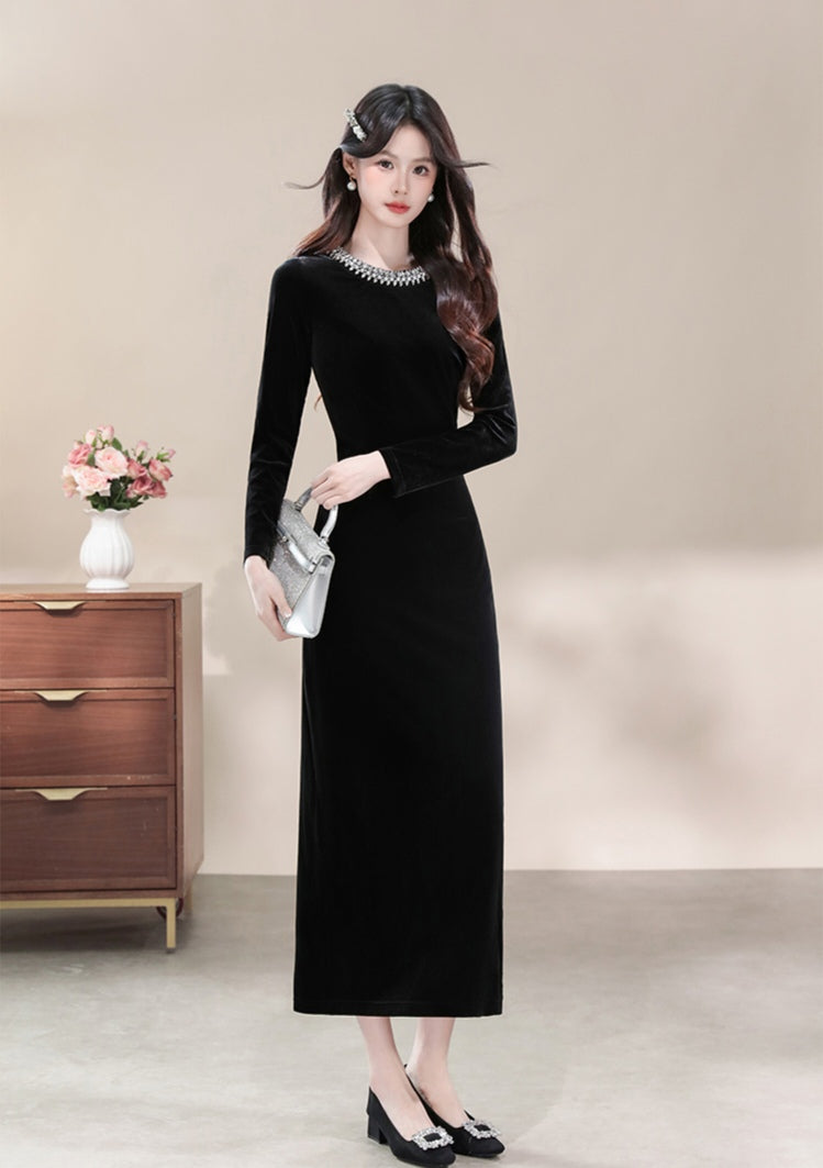 Elegant Jewel Neck Velvet Sheath Dress for Cocktail and Formal Events
