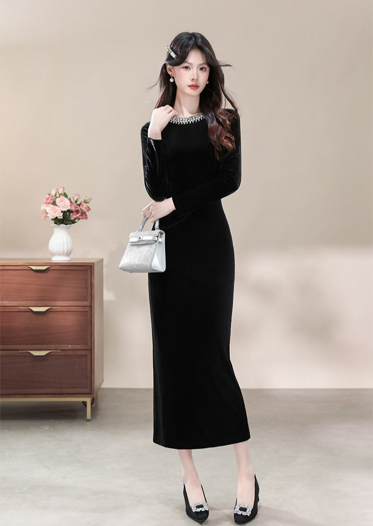 Elegant Jewel Neck Velvet Sheath Dress for Cocktail and Formal Events