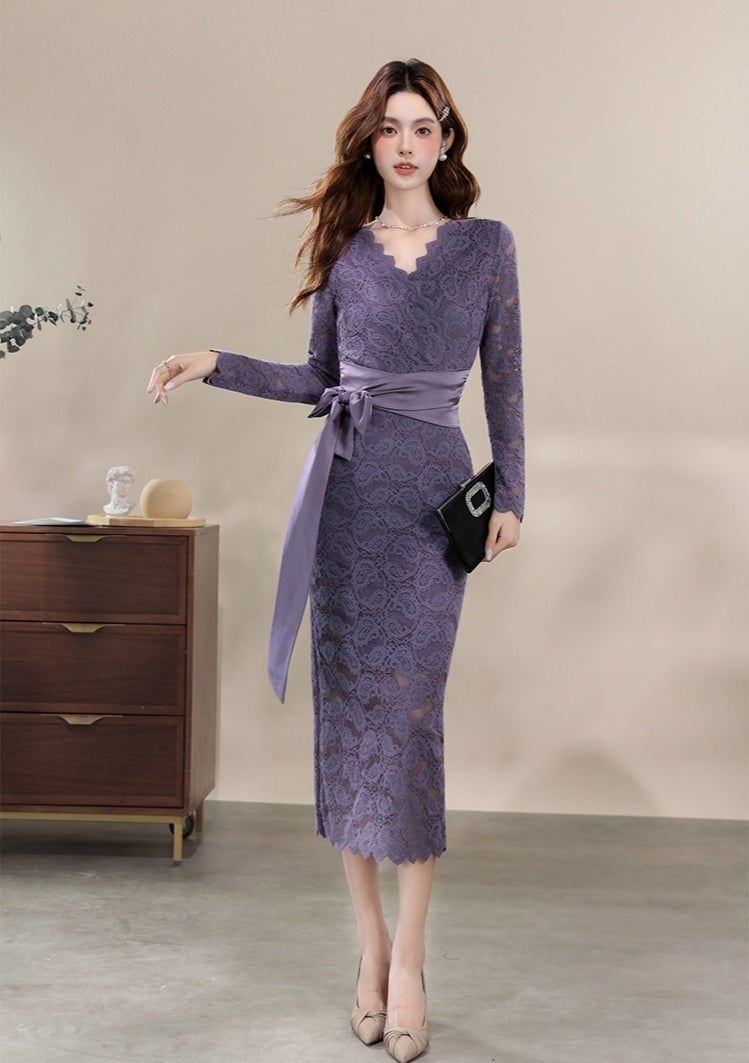 Elegant Cocktail Lace Sheath Dress with V-Neck and Sash Belt