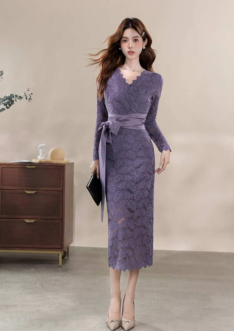 Elegant Cocktail Lace Sheath Dress with V-Neck and Sash Belt