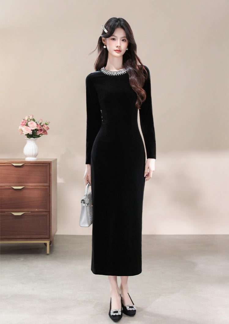 Elegant Jewel Neck Velvet Sheath Dress for Cocktail and Formal Events