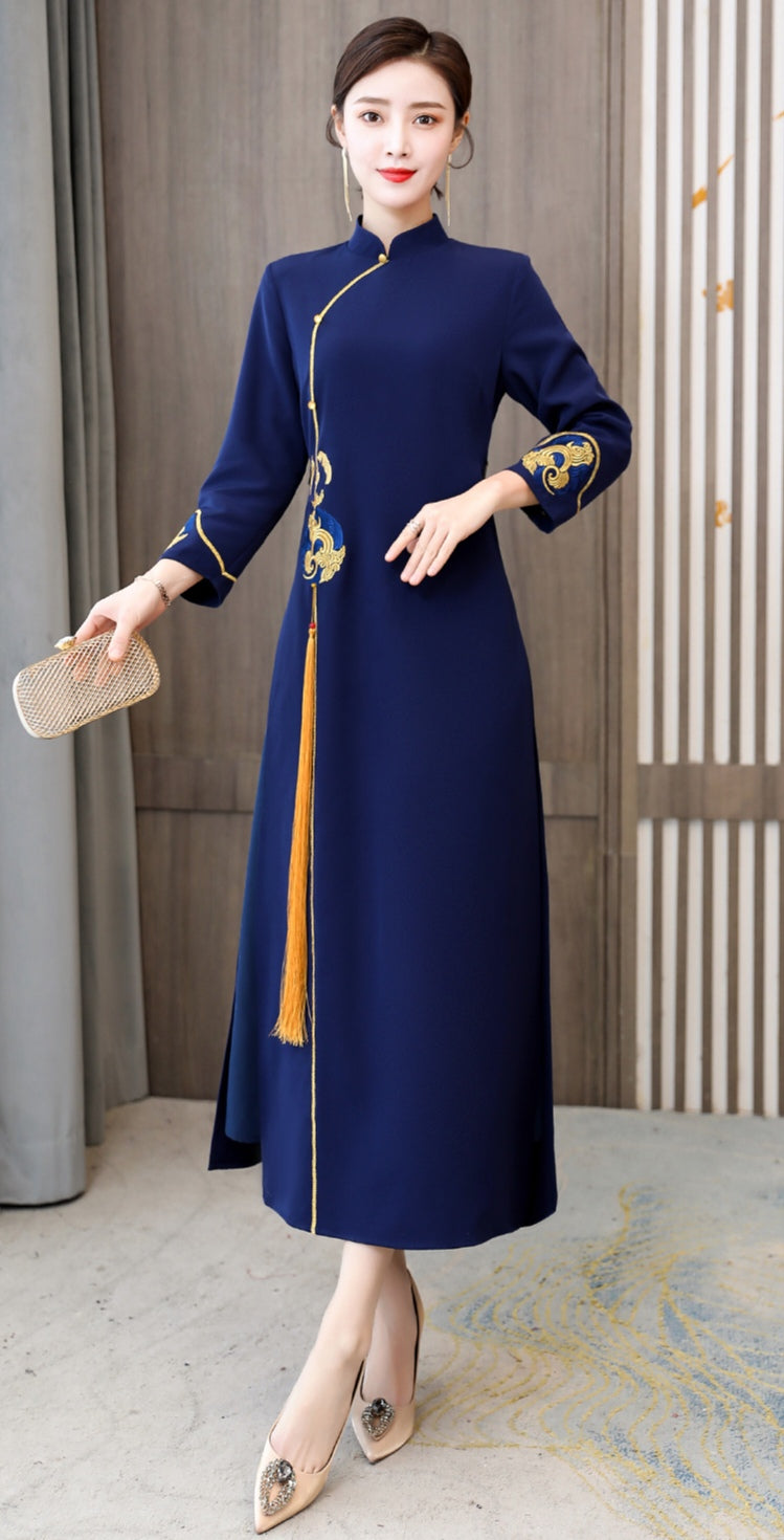 Long-Sleeve Cheongsam Dress with Tassel
