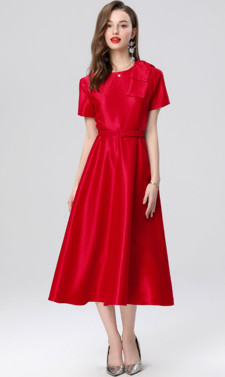 Red Shoulder Bow Elegant Mid-length Dress