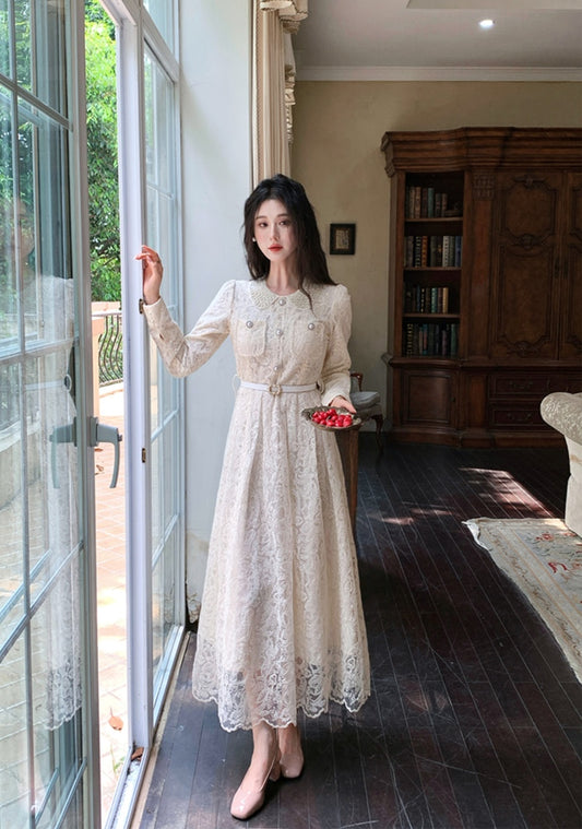 Lace Vintage-Style Midi Dress